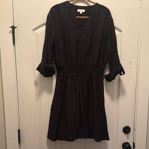 Mila Mae Black V-Neck Cuffed 3/4 length roll Sleeve dress